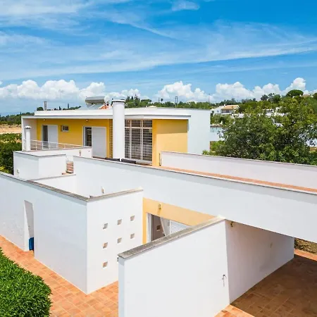 Ferienhaus Caixinha 2 - Modern - By Salgados Beach, Shops, Bars, And Restaurants Guia (Faro)
