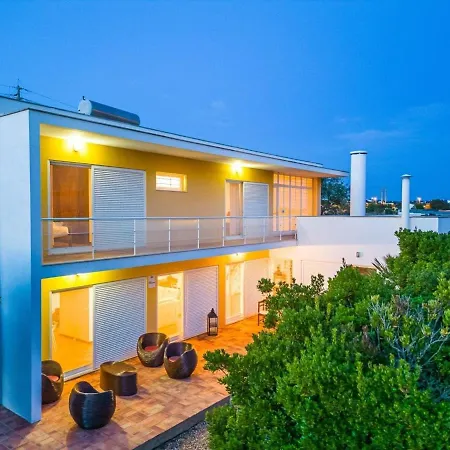 Caixinha 2 - Modern - By Salgados Beach, Shops, Bars, And Restaurants Ferienhaus Guia (Faro)